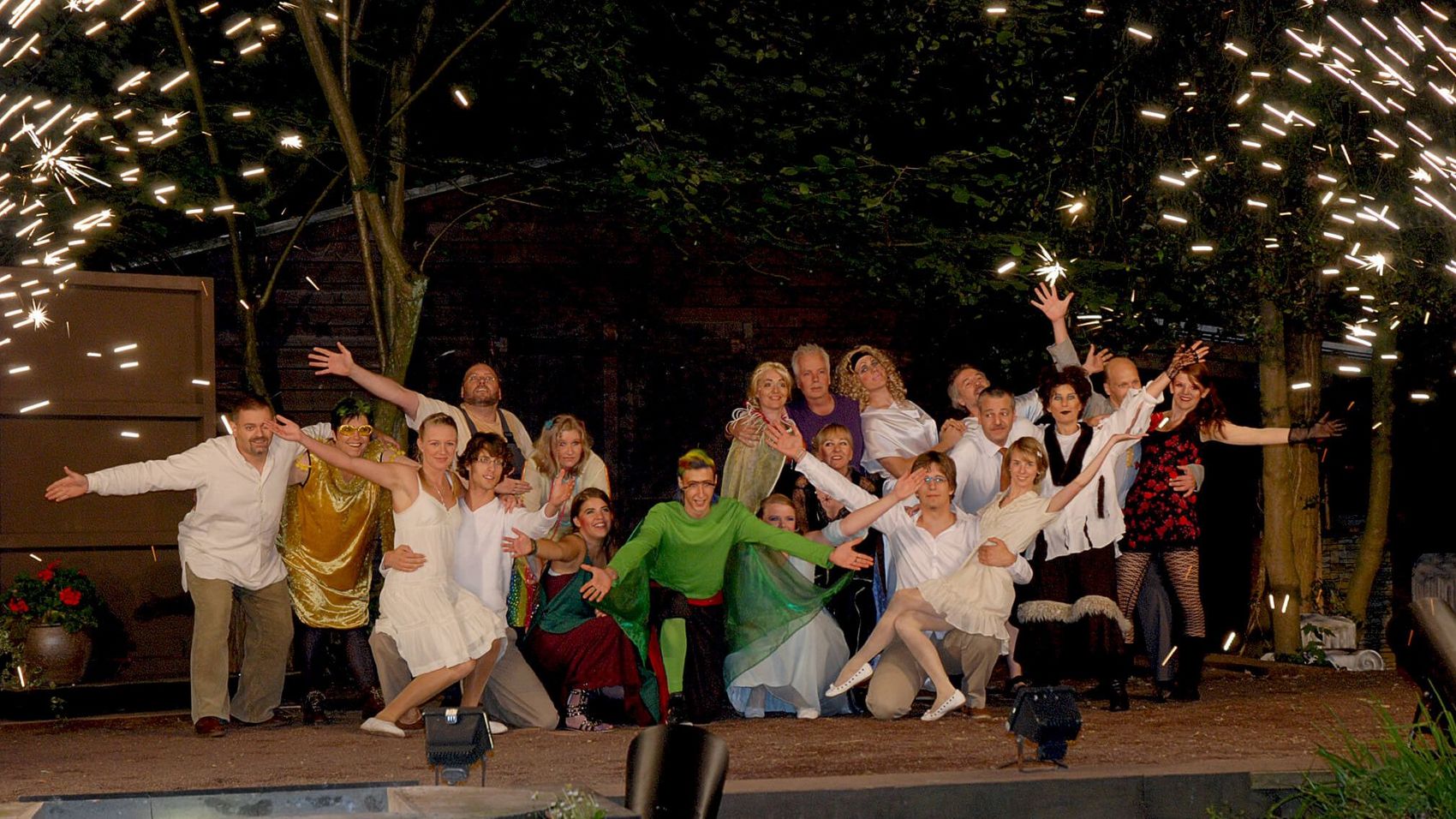 Ein Sommernachtstraum 2010 Waldbühne Otternhagen Schlussapplaus für Schauspieler 2010 Waldbühne Otternhagen