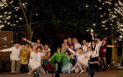 Ein Sommernachtstraum 2010 Waldbühne Otternhagen Schlussapplaus für Schauspieler 2010 Waldbühne Otternhagen