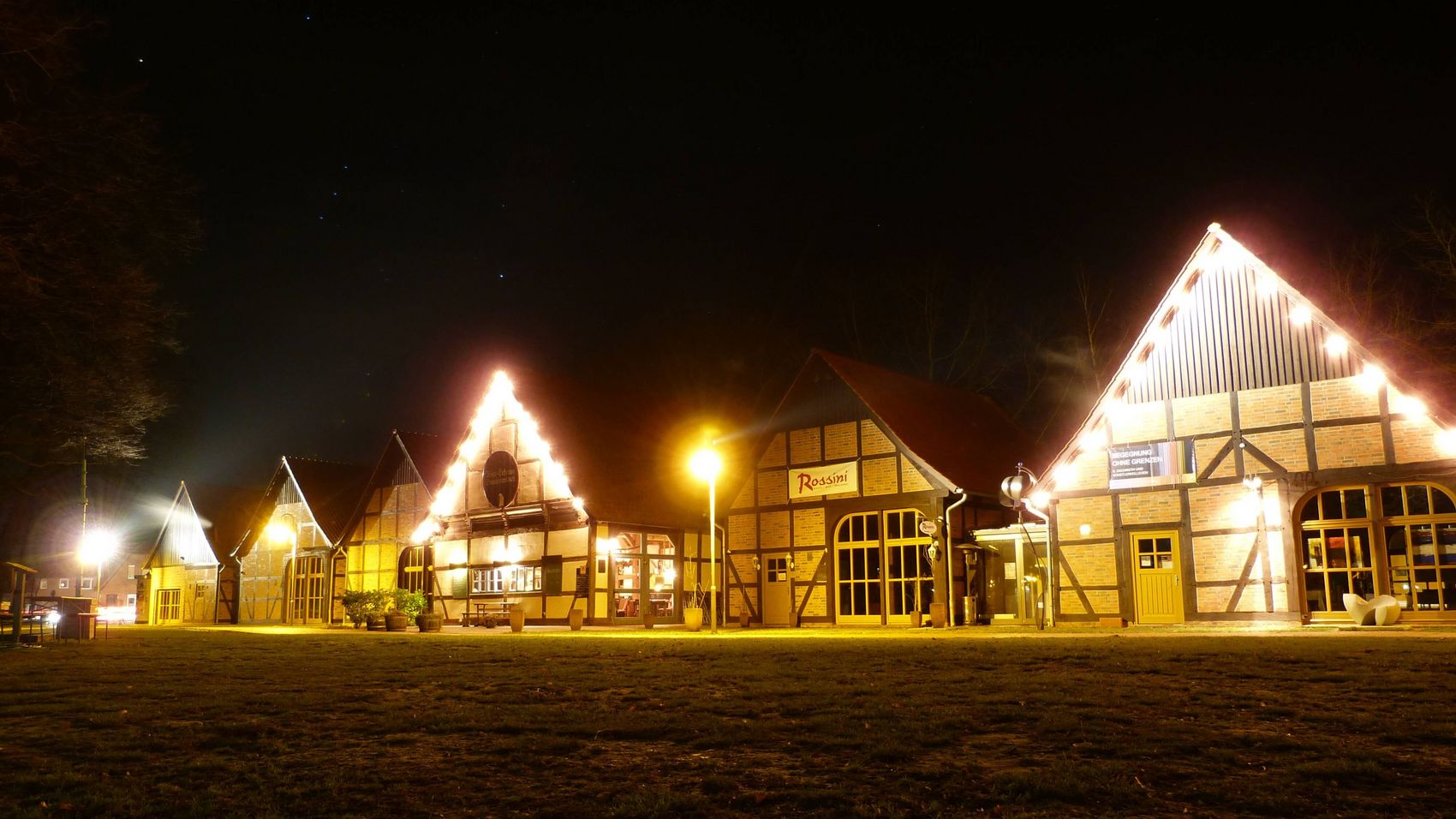 Scheunenviertel Steinhude Nacht Die Scheunen im Scheunenviertel Steinhude sind bei Nacht wundervoll illuminiert